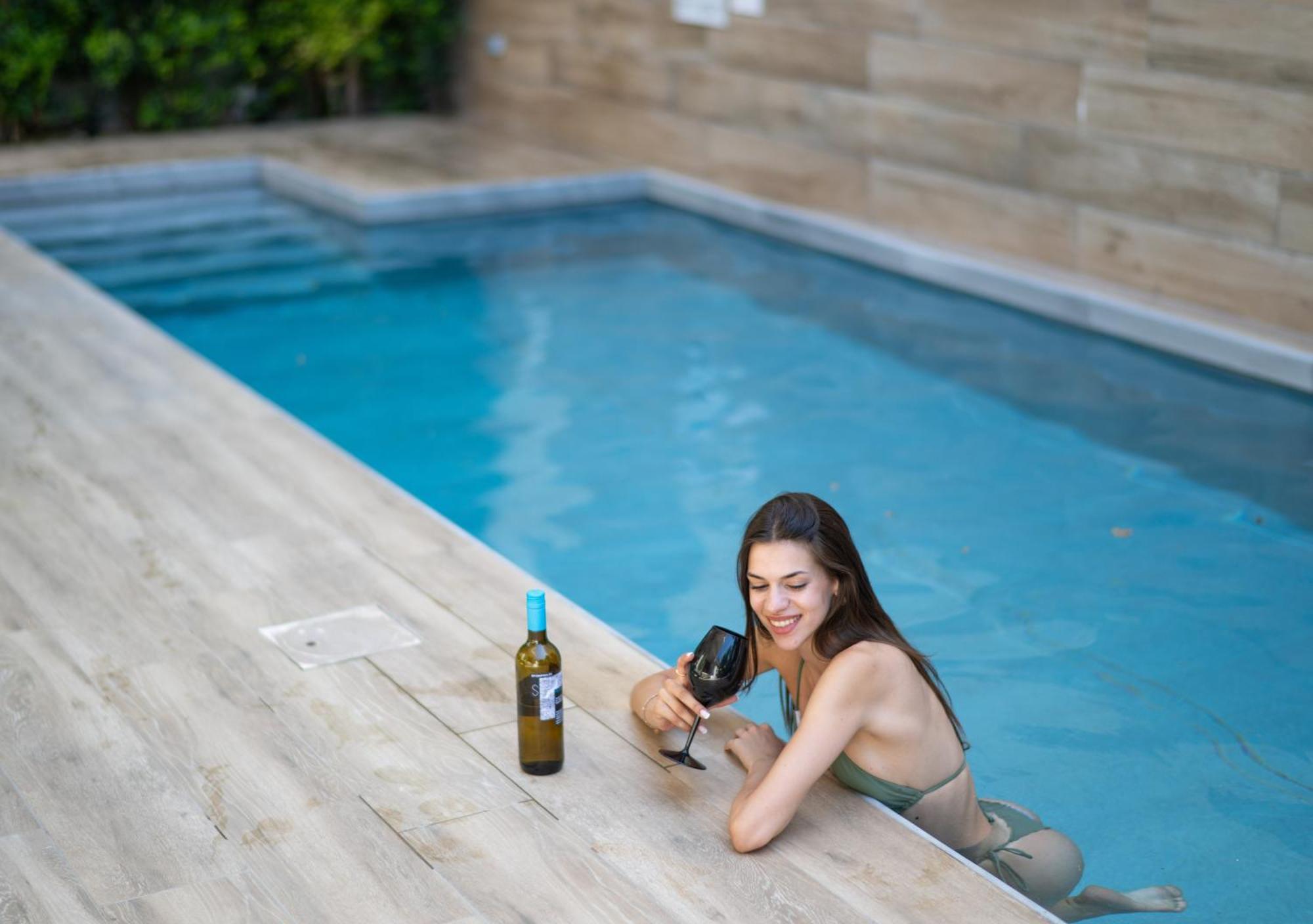 Thalias Quarters - Kalamata Mediterranean Villas מראה חיצוני תמונה